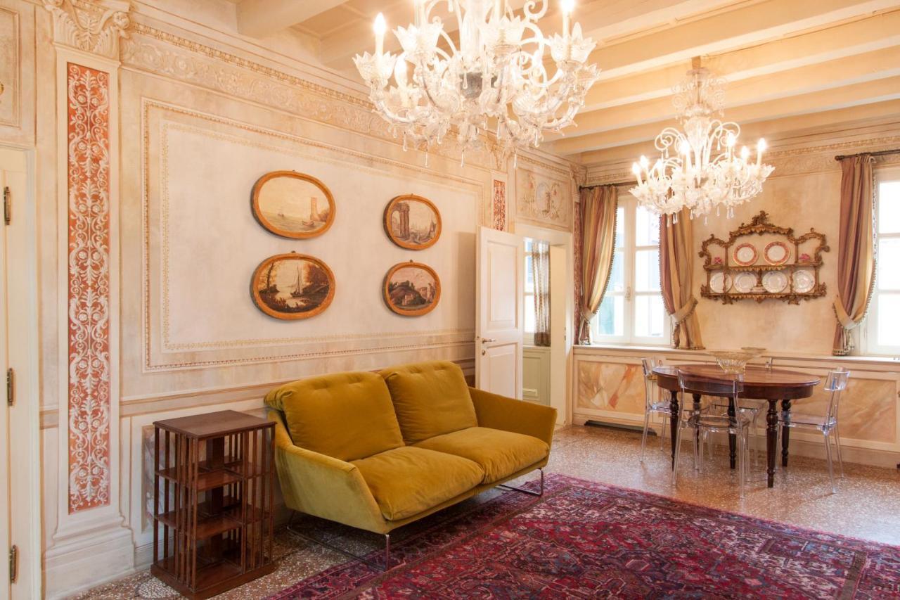 Explore Venice From A Sophisticated Hideaway In San Polo Ngoại thất bức ảnh