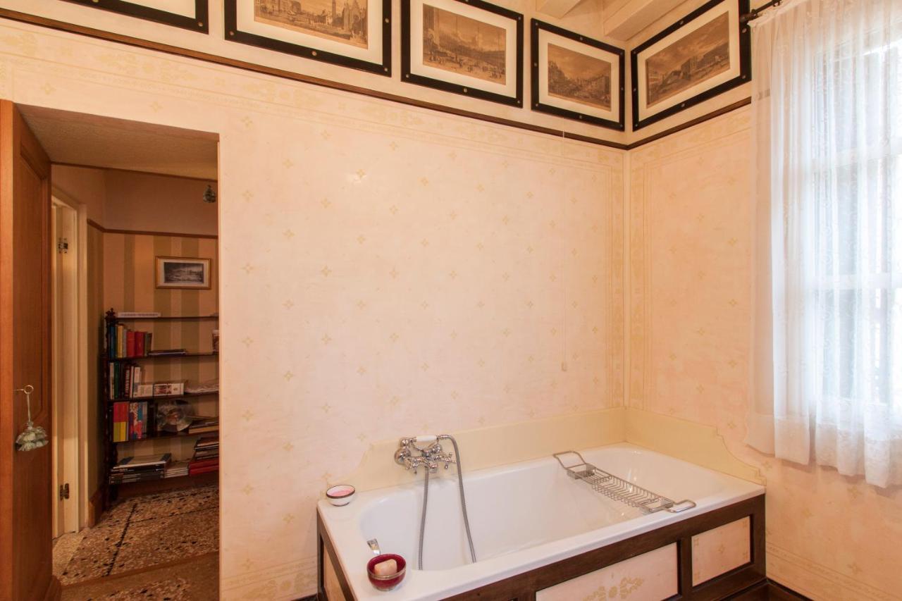 Explore Venice From A Sophisticated Hideaway In San Polo Ngoại thất bức ảnh