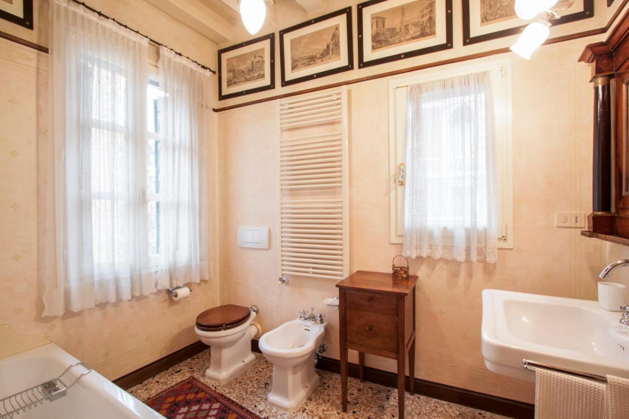 Explore Venice From A Sophisticated Hideaway In San Polo Ngoại thất bức ảnh